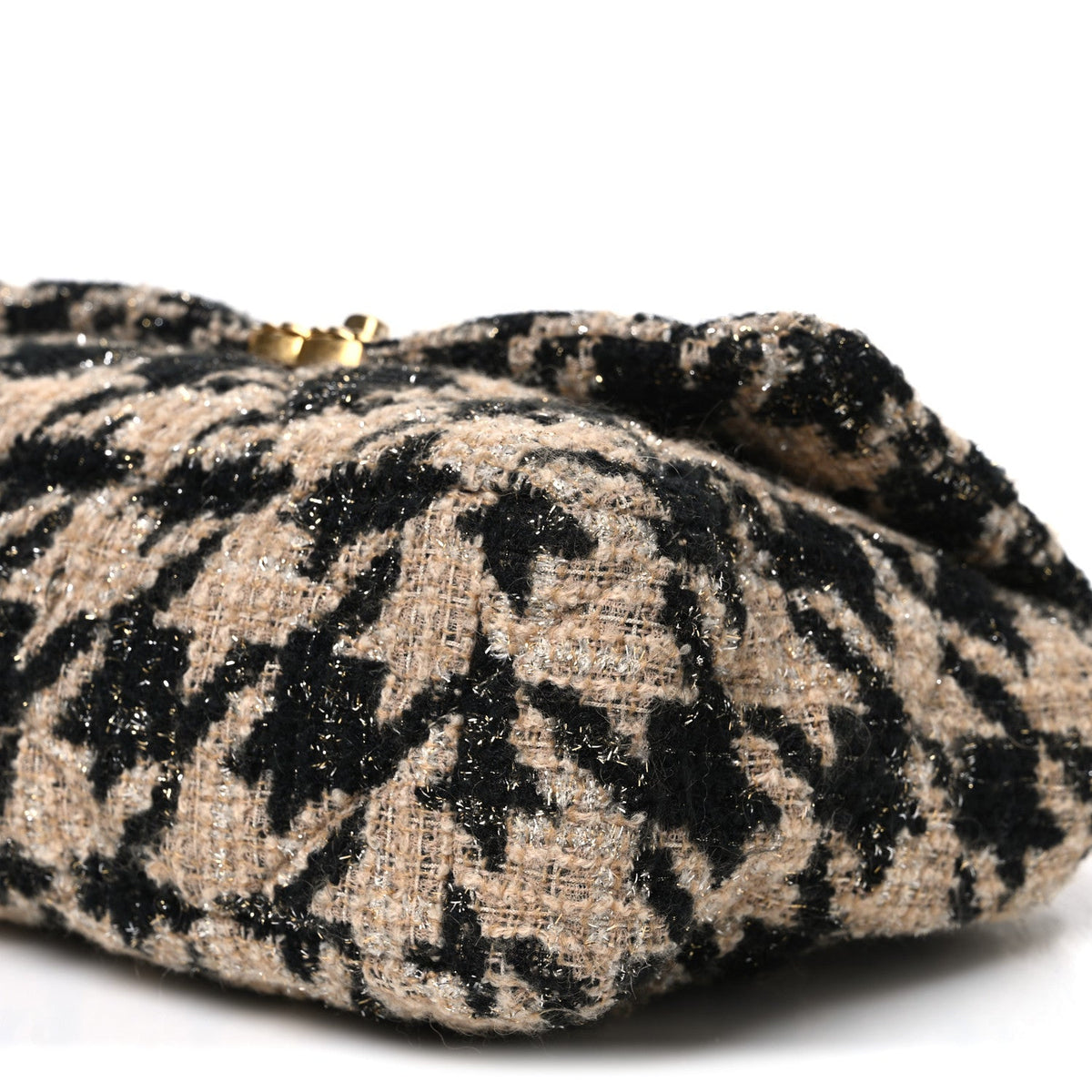 Tweed Large Chanel 19 Flap Beige Black