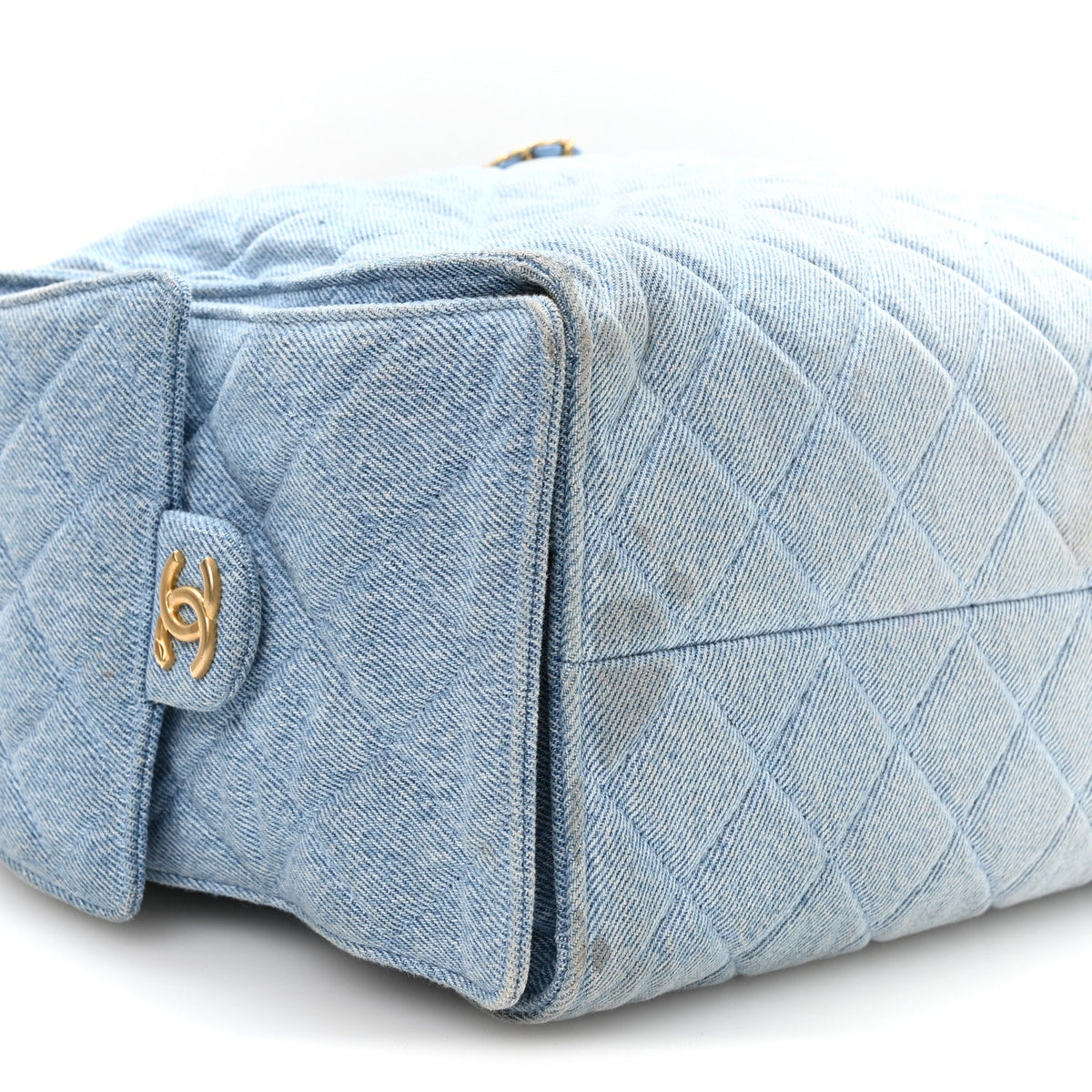 Washed Denim Quilted Medium Chanel 25 Handbag Blue