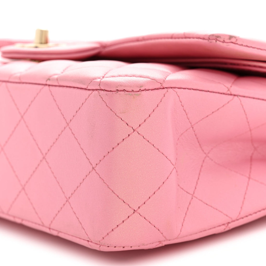 Iridescent Calfskin Quilted Medium Double Flap Pink