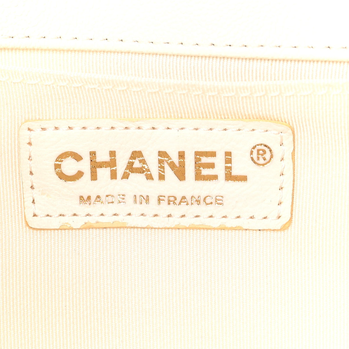 Caviar Chevron Quilted Medium Boy Flap White