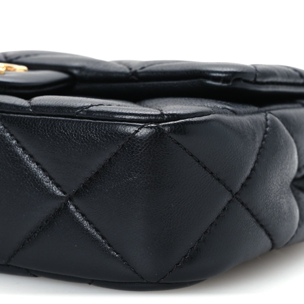Lambskin Pearl Quilted Mini Flap Black