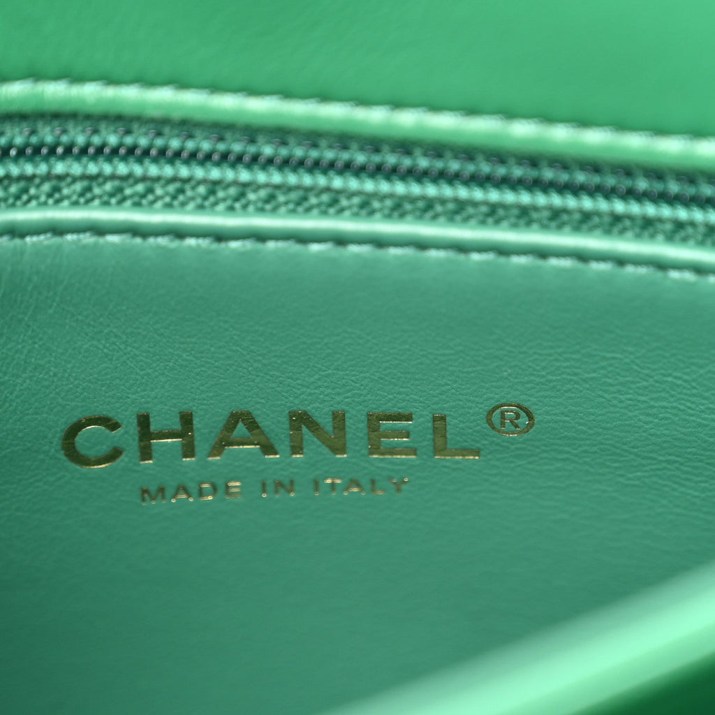 Lambskin Quilted Medium Color Match Flap Green