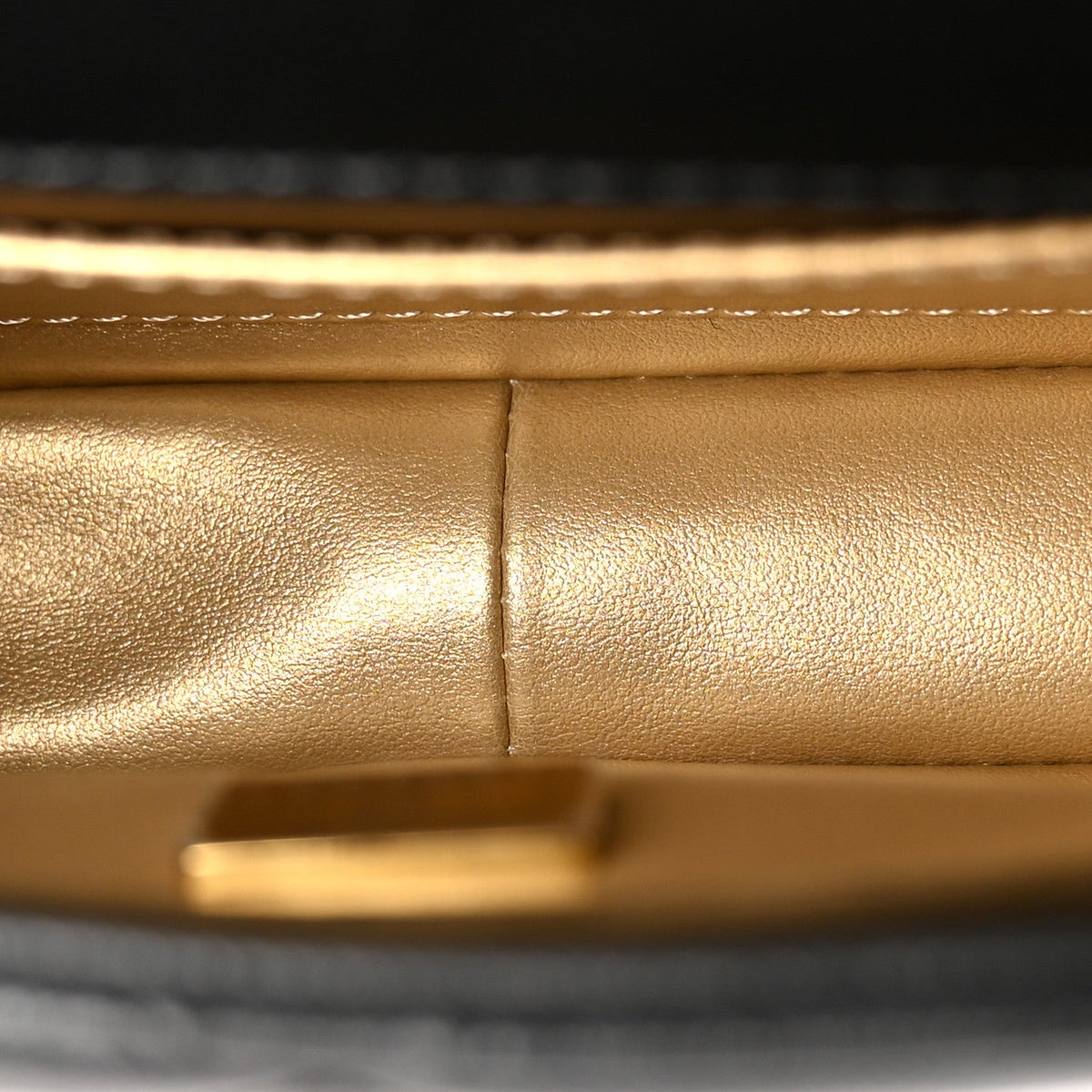 Lambskin Quilted Pearl Mini Flap Black