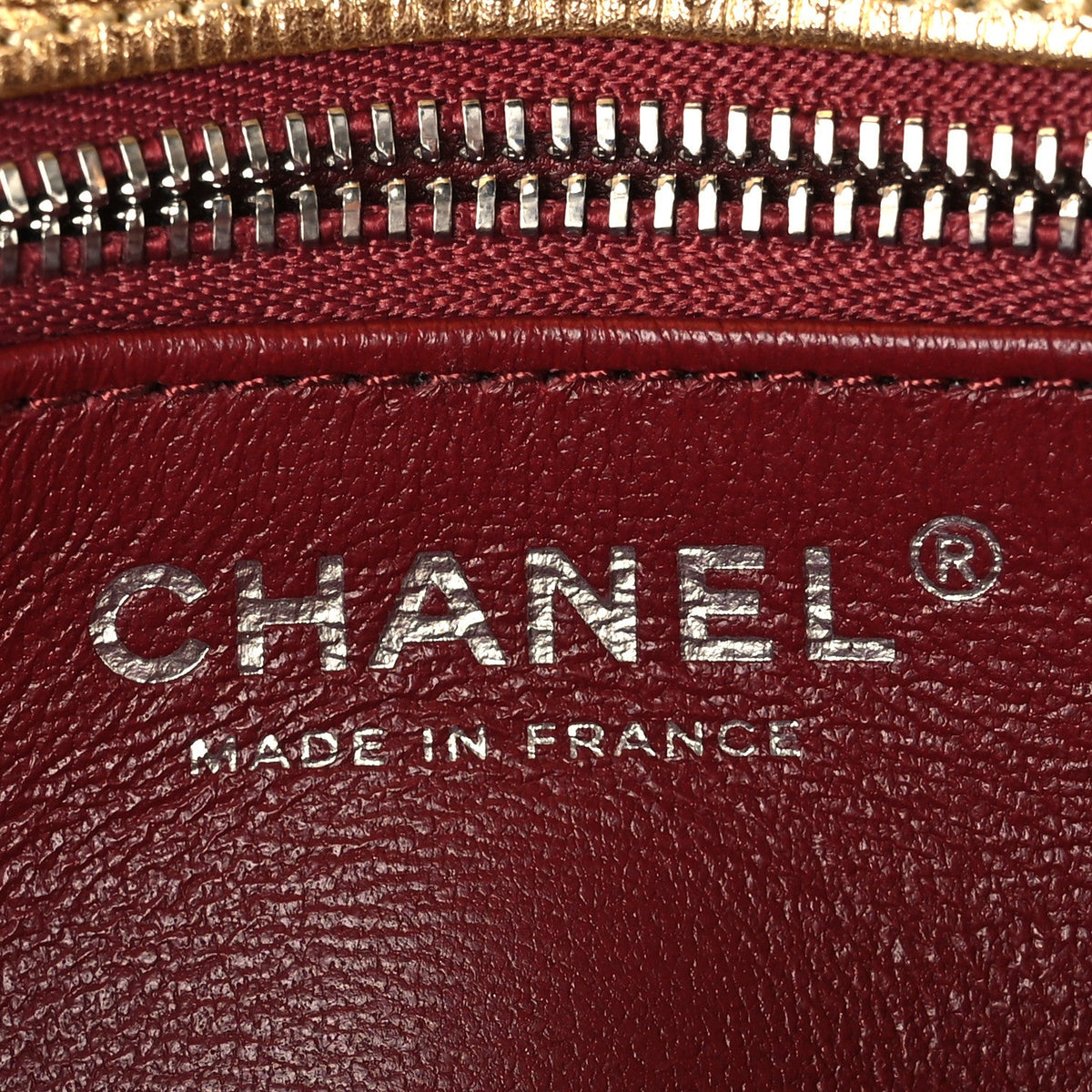 Metallic Calfskin Lizard Embossed Small East West Flap Gold