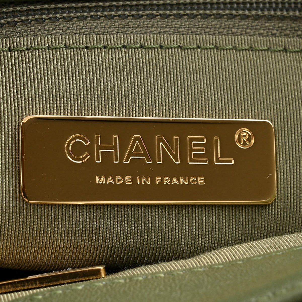 Lambskin Quilted Medium Chanel 19 Flap Green