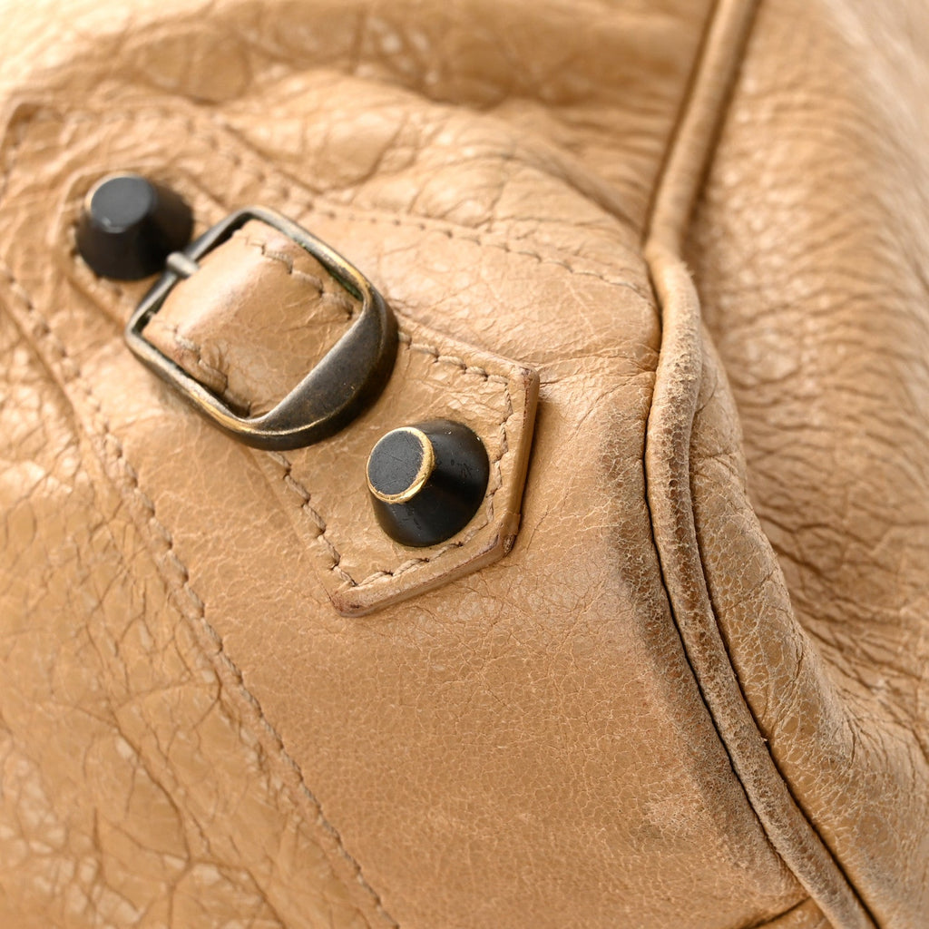 Agneau Classic Hardware Velo Beige Nougatine