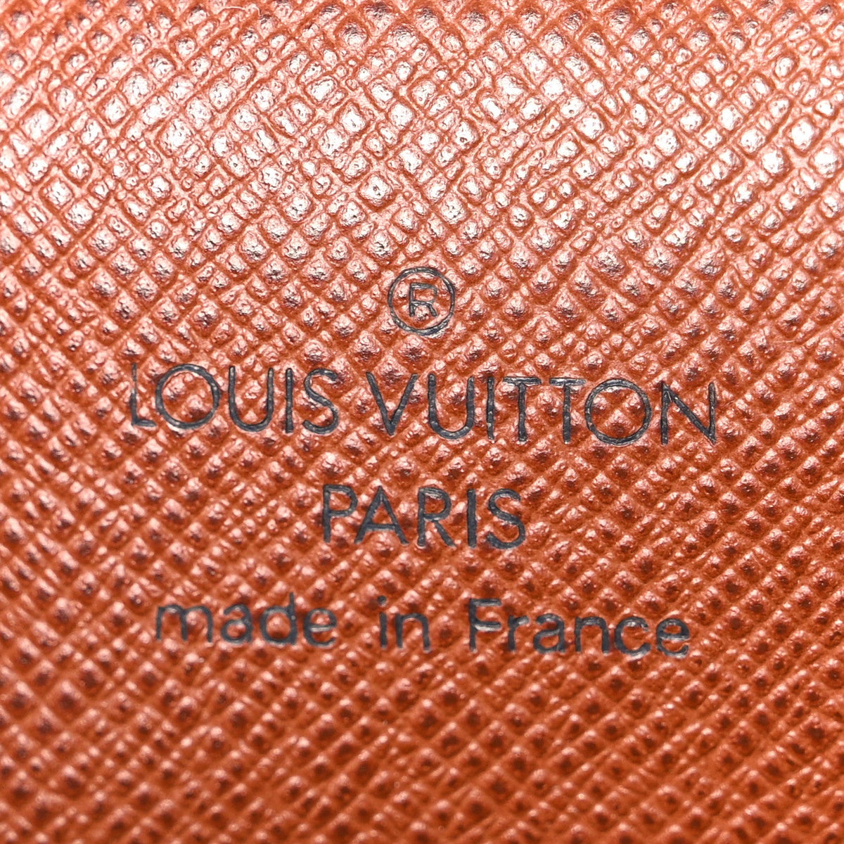 Monogram Amazone