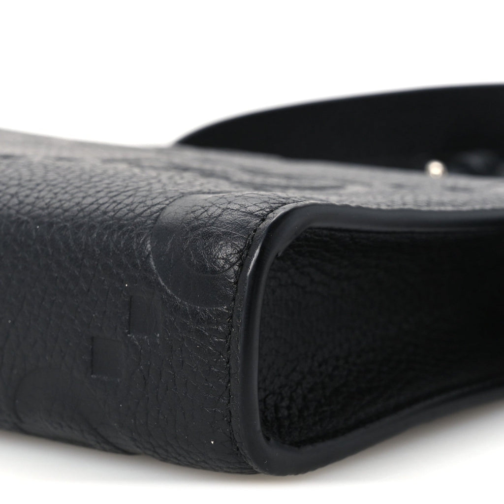 Monogram Jumbo GG Textured Dollar Calfskin Crossbody Bag Black