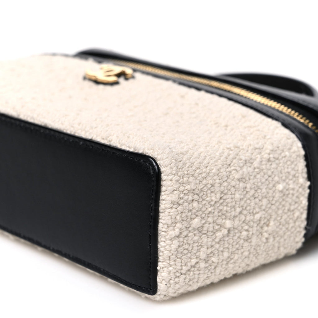 Boucle Calfskin Top Handle Slim Vanity Case With Chain Ecru Black