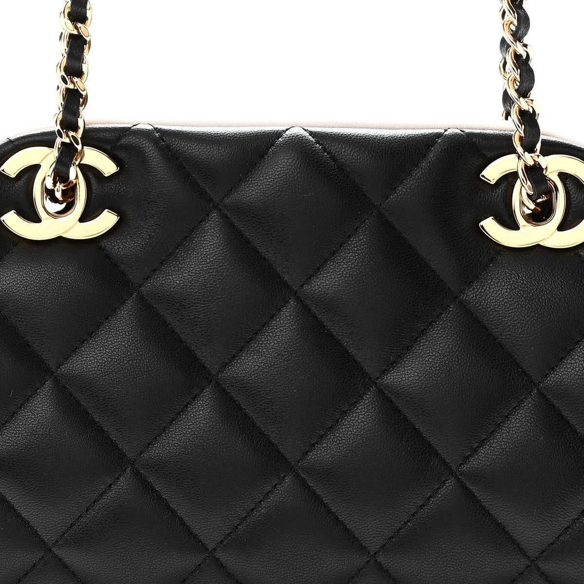 Lambskin Quilted Clutch With Chain Black White