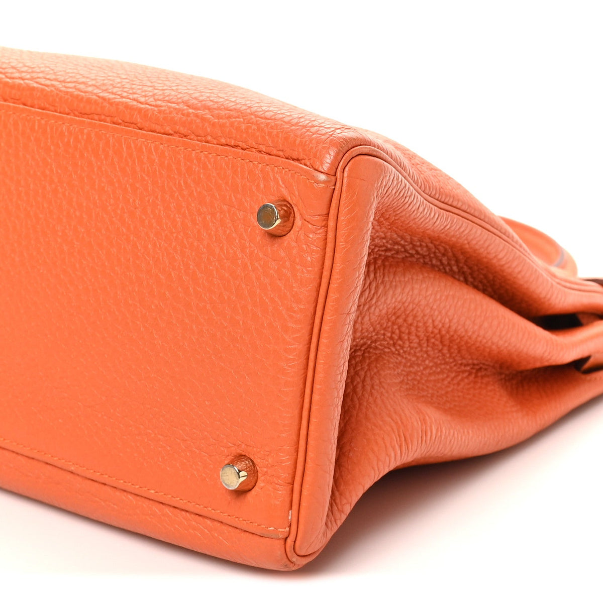 Togo Kelly Retourne 35 Orange