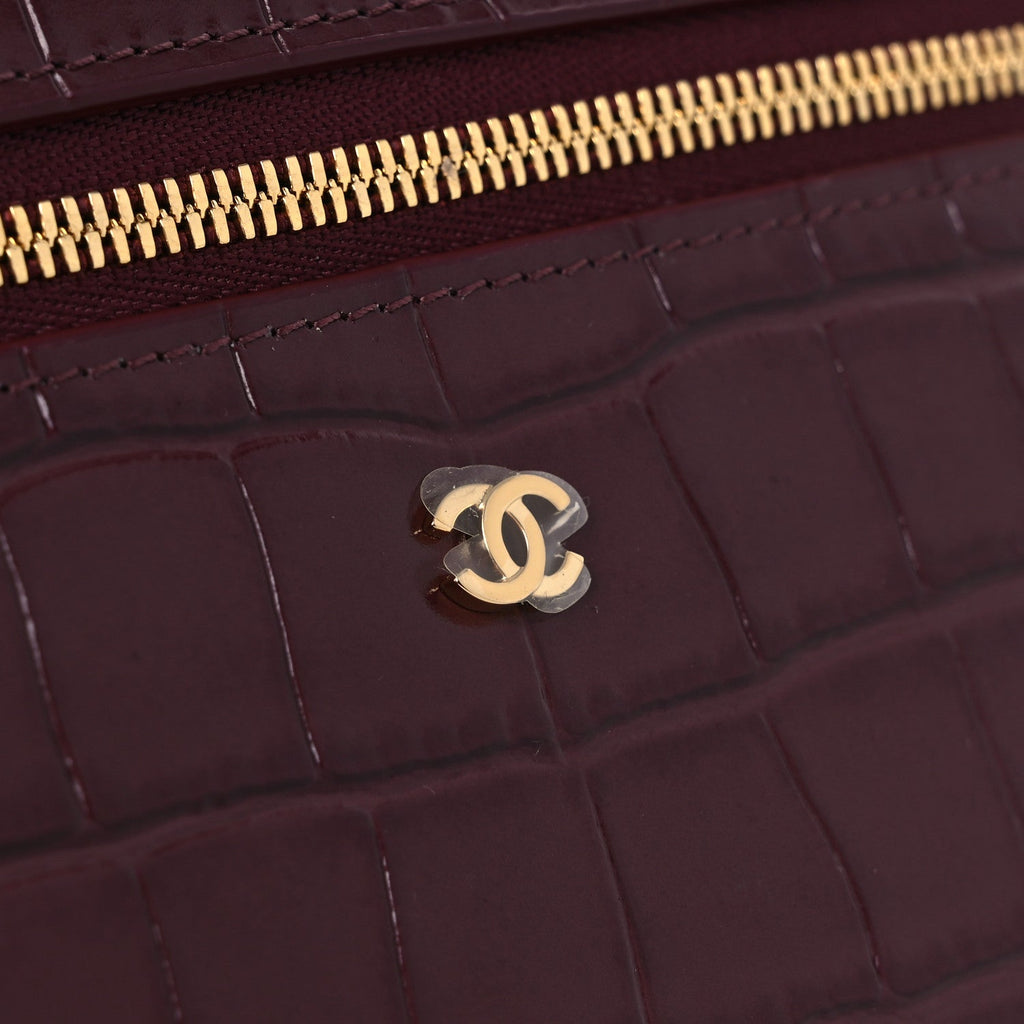 Calfskin Crocodile Embossed Crococo Exoticoco Vanity With Chain Dark Burgundy