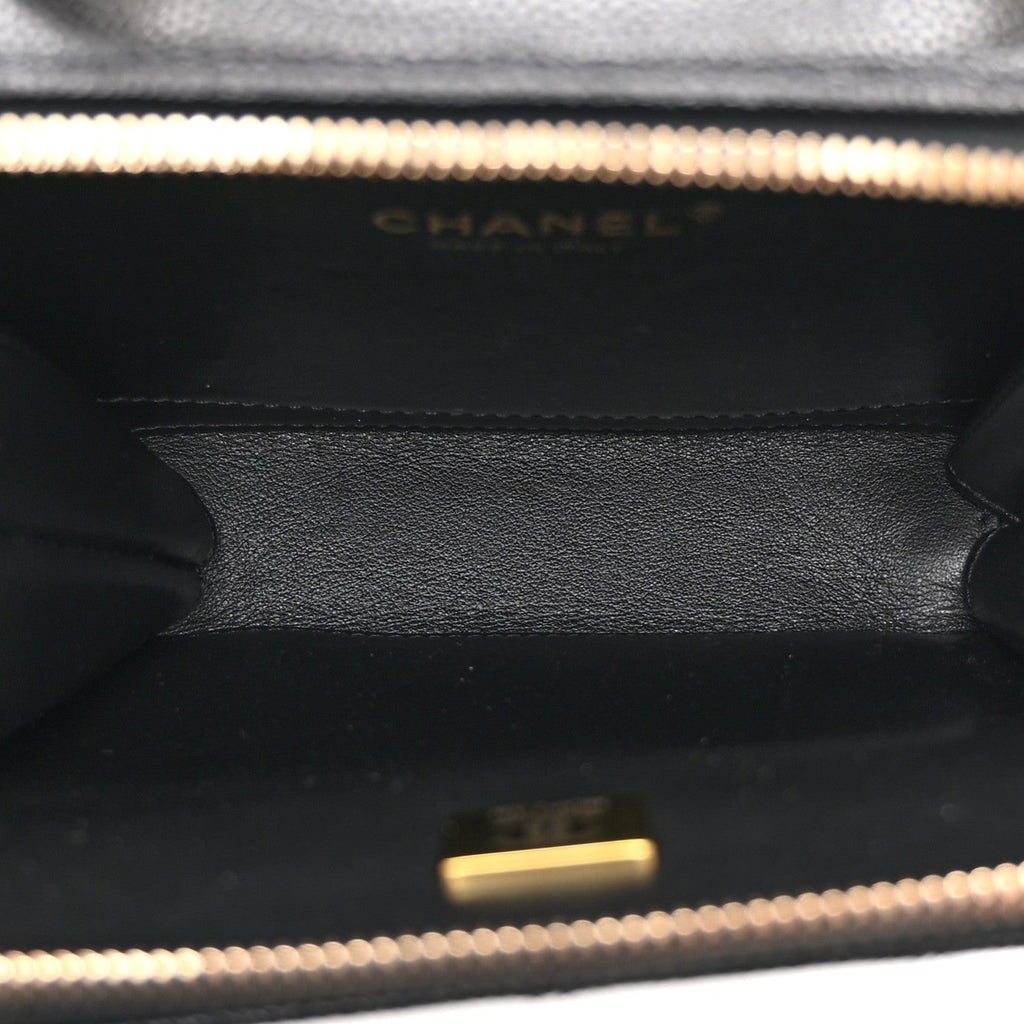Caviar Quilted Mini Pick Me Up Vanity Case Black