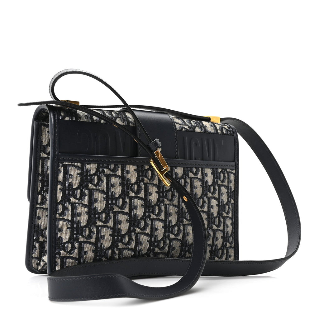 Oblique 30 Montaigne Flap Bag Blue