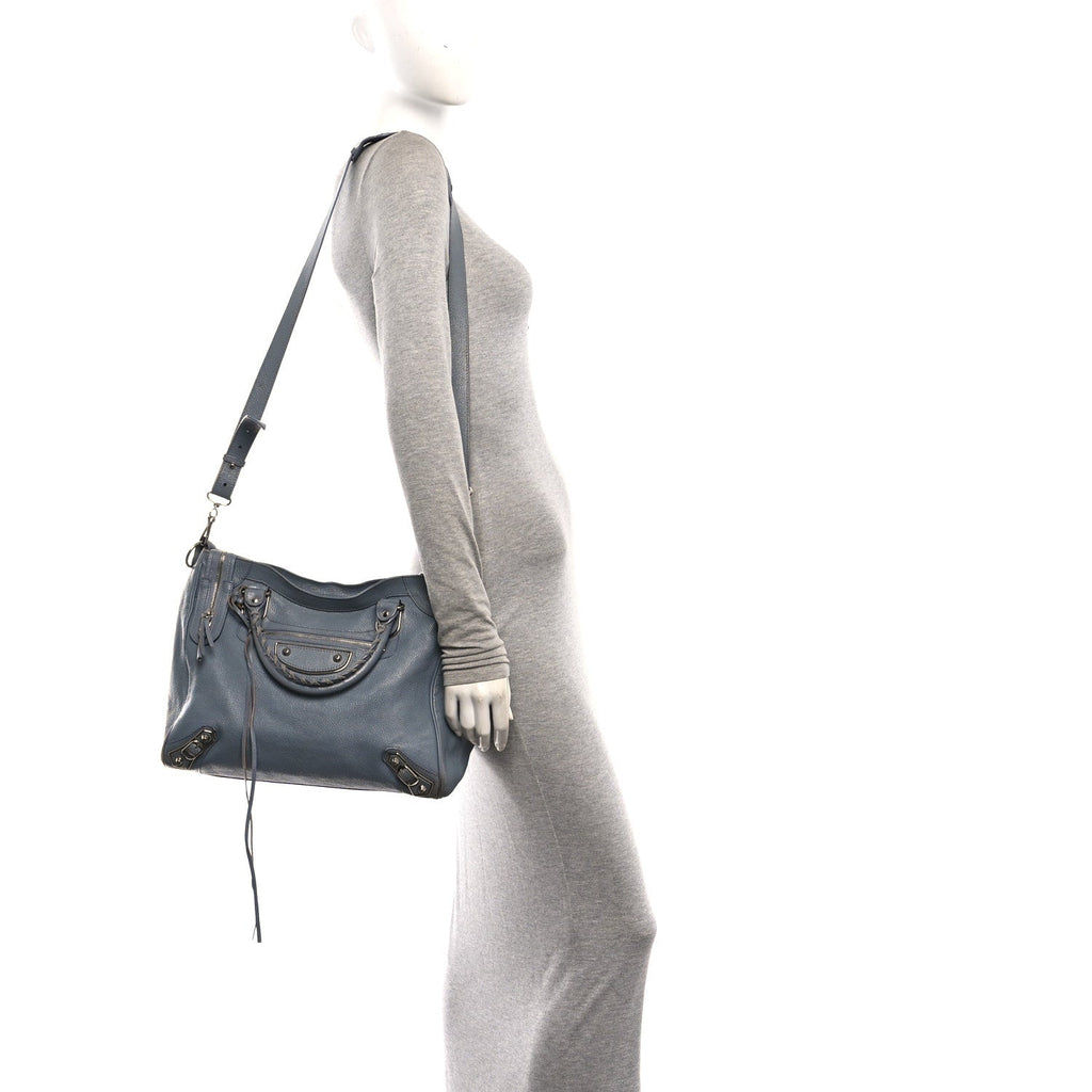 Chevre Silver Metallic Edge Hardware Velo Gris Acier