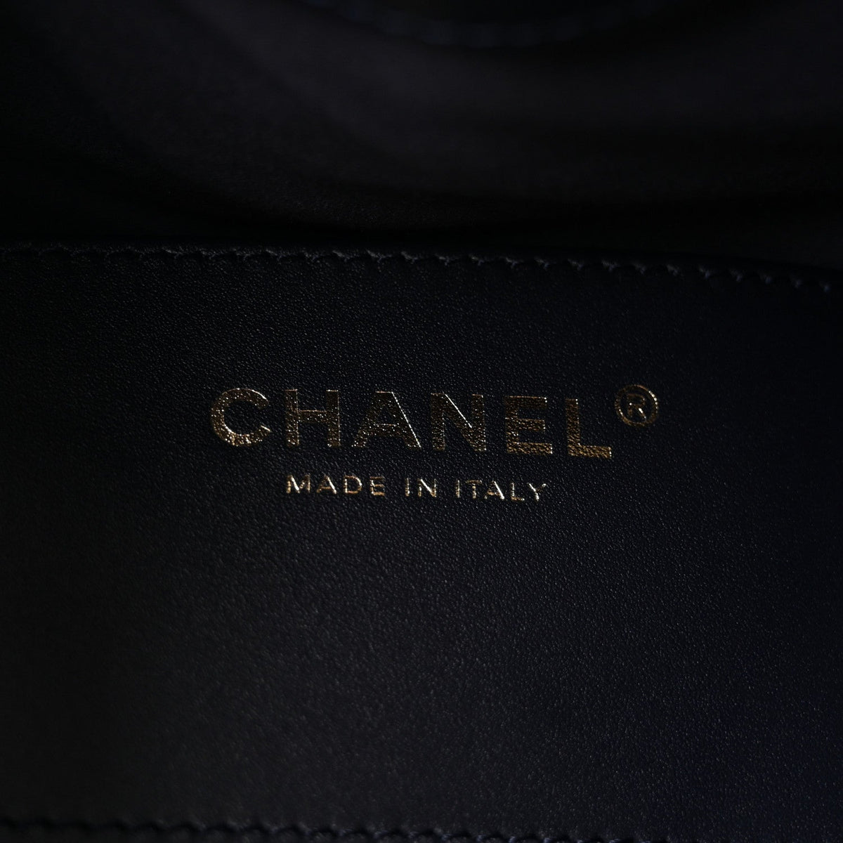 Caviar Quilted Medium Chanel 25 Handbag Dark Navy