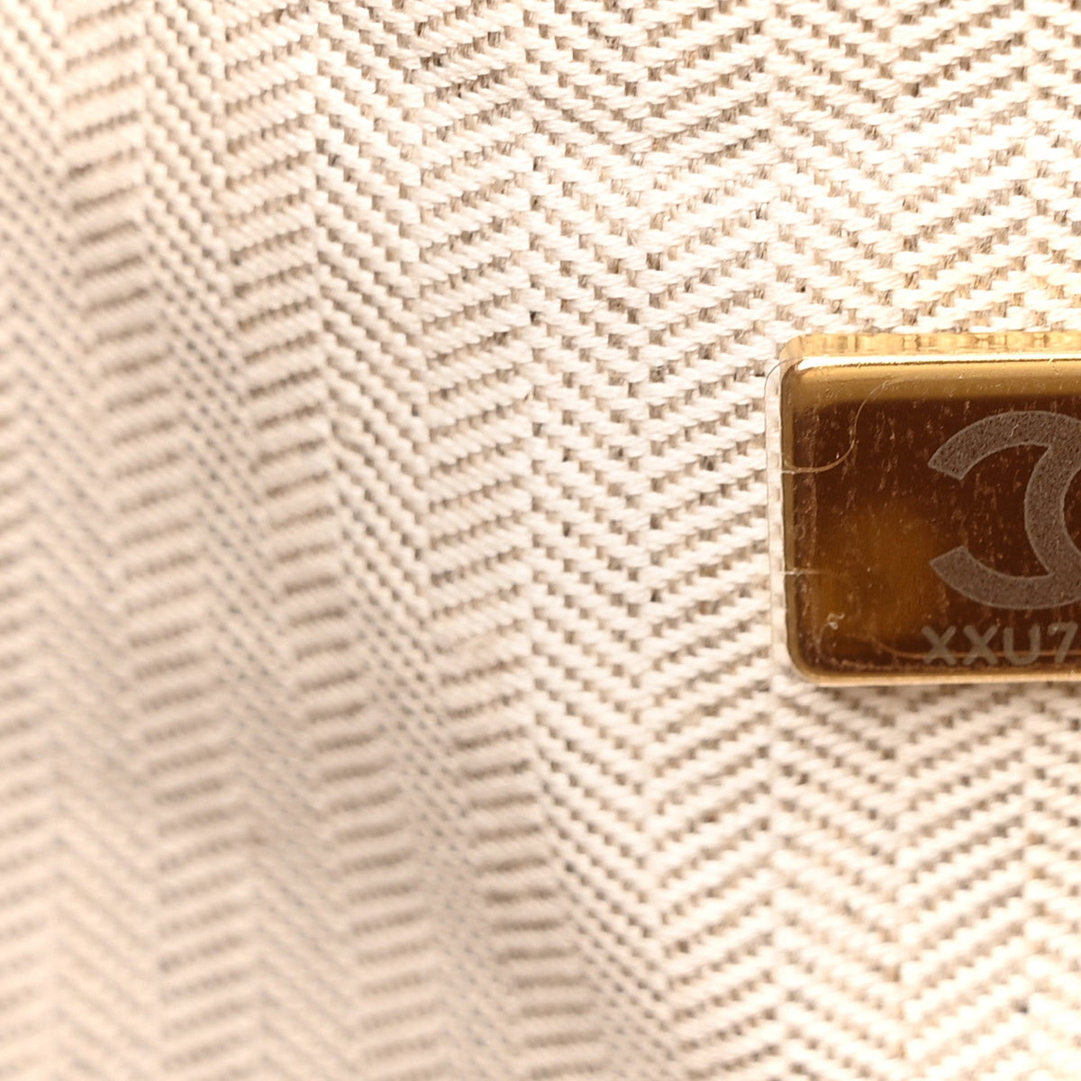 Suede Calfskin Quilted Camerissimo Case Beige