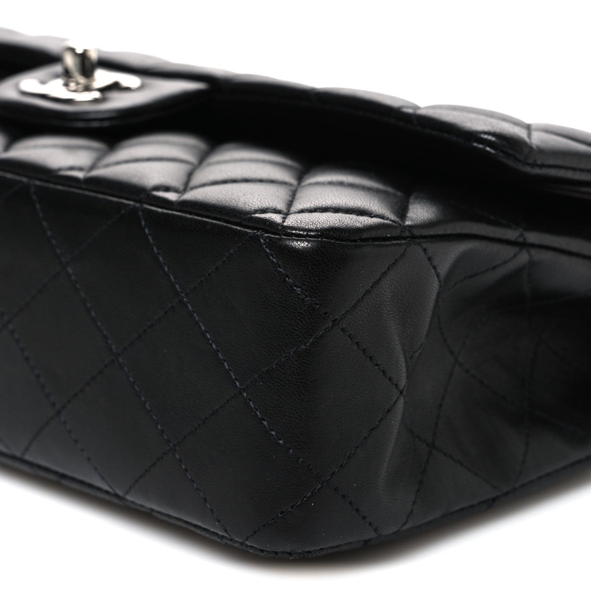 Lambskin Quilted Medium Double Flap Black