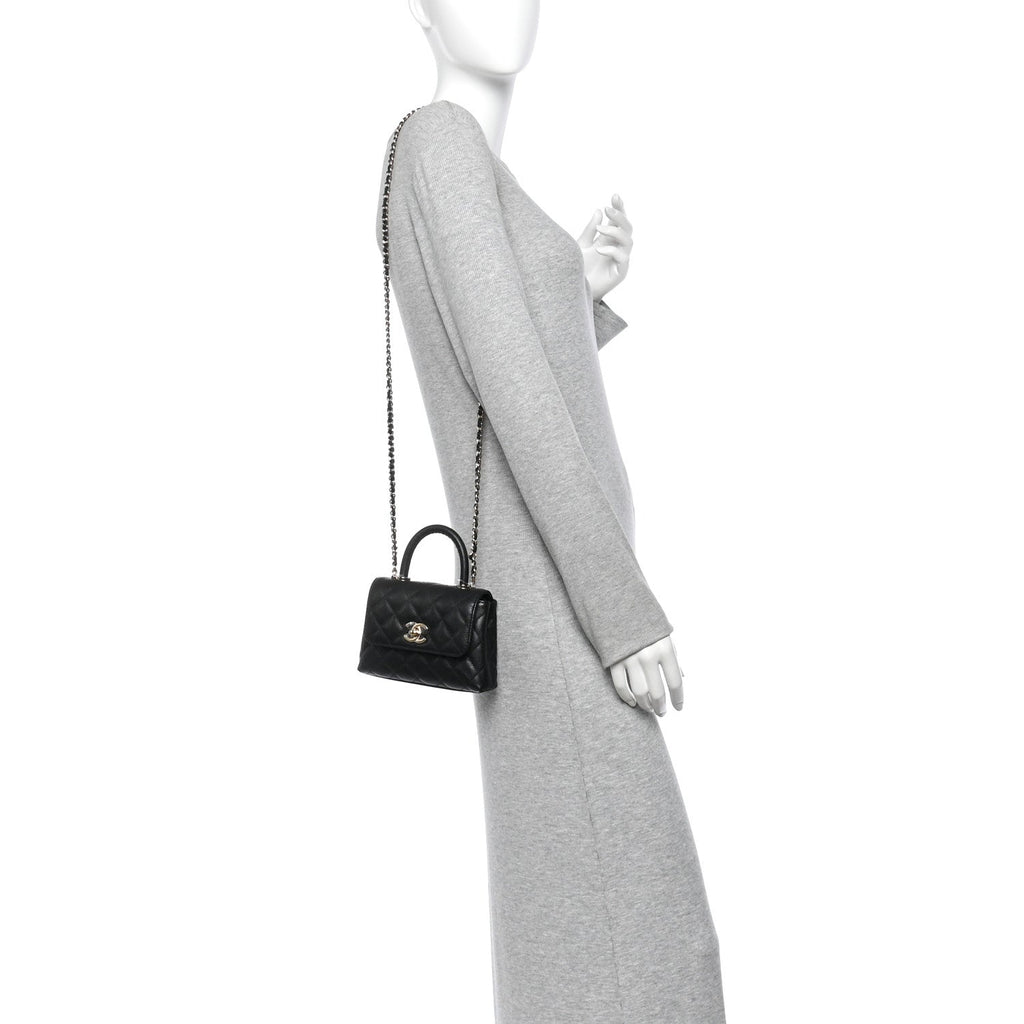 Caviar Quilted Coco Handle Clutch With Chain Black