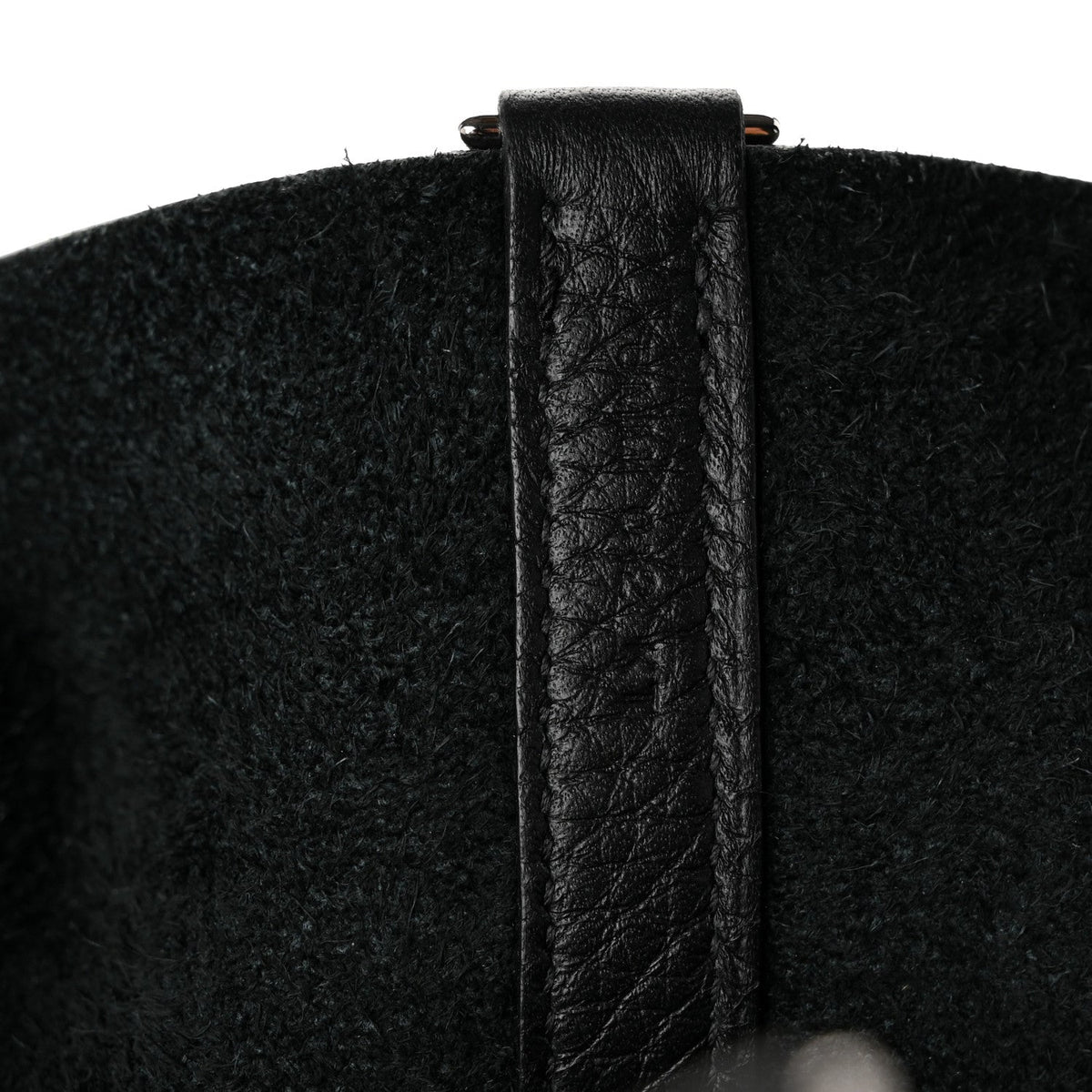 Taurillon Clemence Picotin Lock 22 MM Black