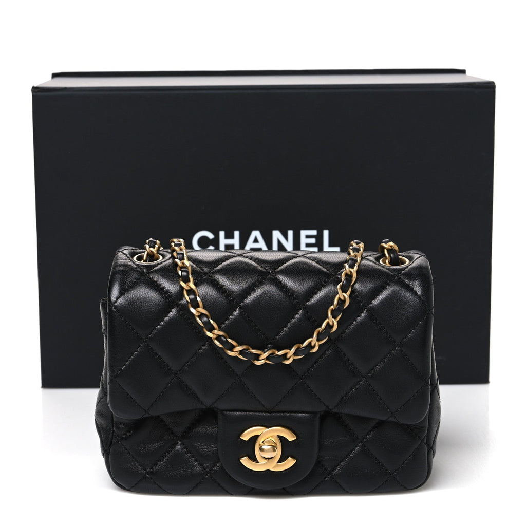 Lambskin Quilted Mini Pearl Crush Flap Black