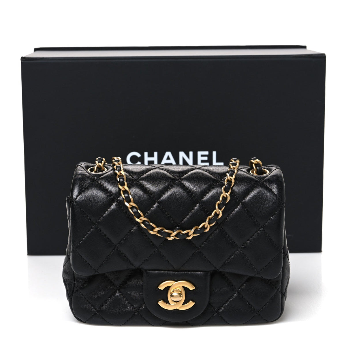 Lambskin Quilted Mini Pearl Crush Flap Black