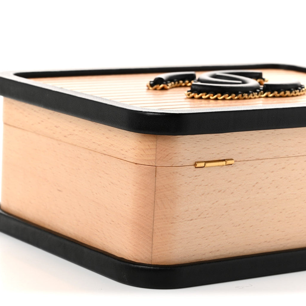Beech Wood Lambskin Medium CC Vanity Case Black