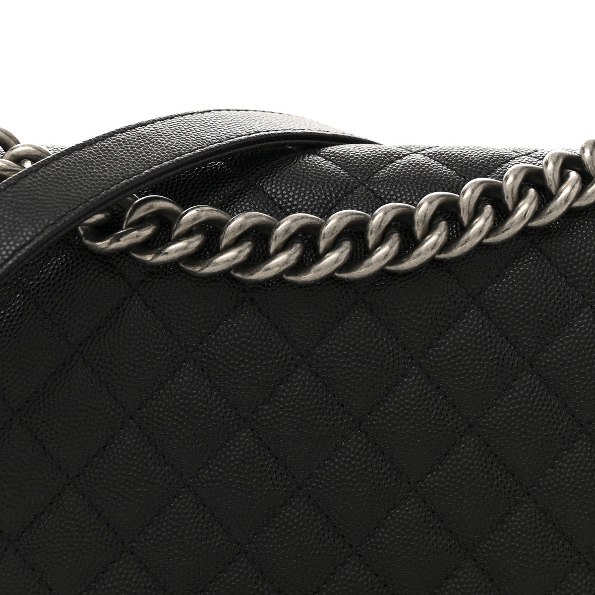 Caviar Quilted Medium Boy Flap Black