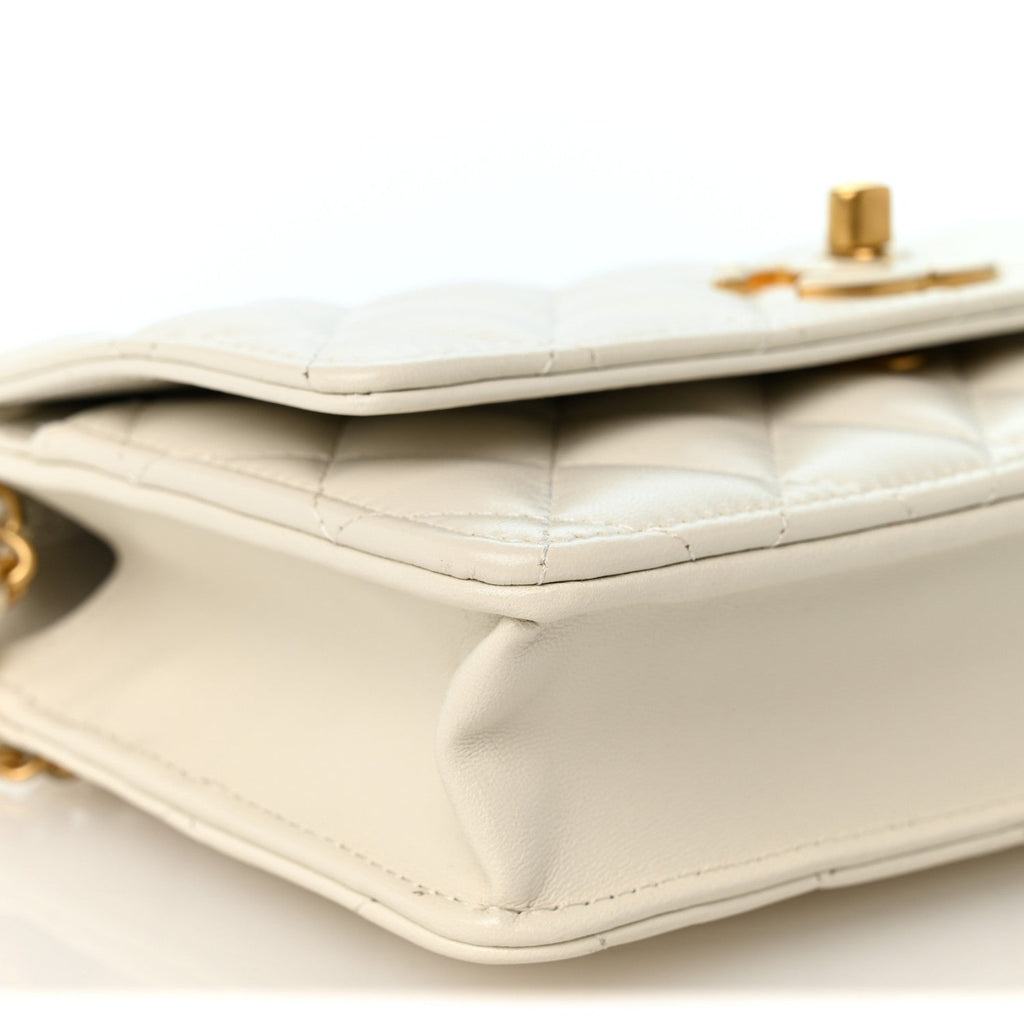 Lambskin Enamel Quilted CC Slide Wallet On Chain WOC White