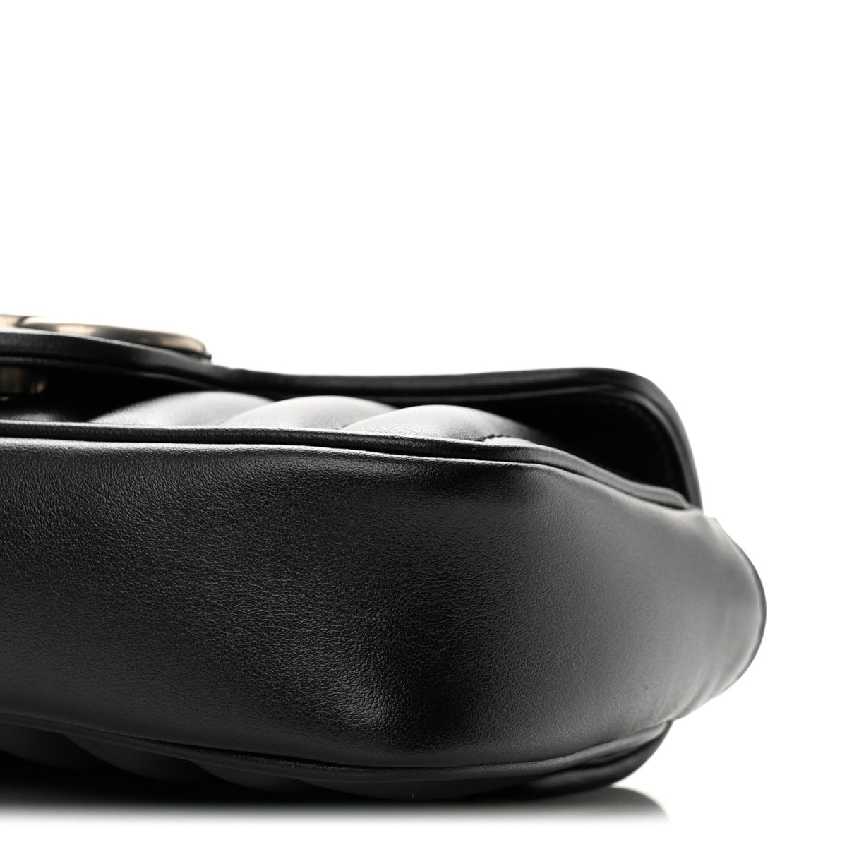 Calfskin Matelasse Aria Super Mini GG Marmont Shoulder Bag Black
