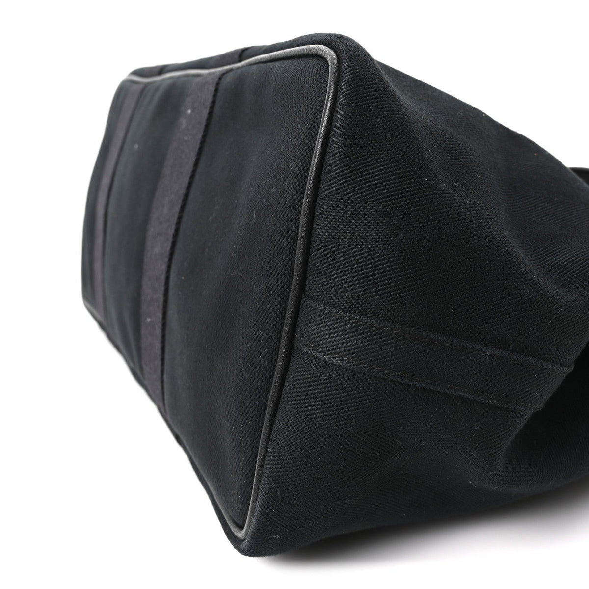 Chevron Herringbone Toile Vache Liegee Valparaiso Tote  MM Black