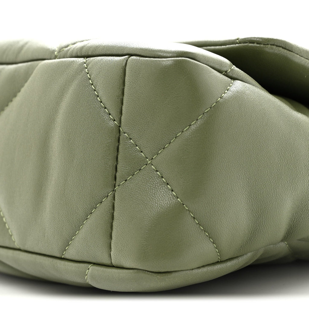 Lambskin Quilted Medium Chanel 19 Flap Green