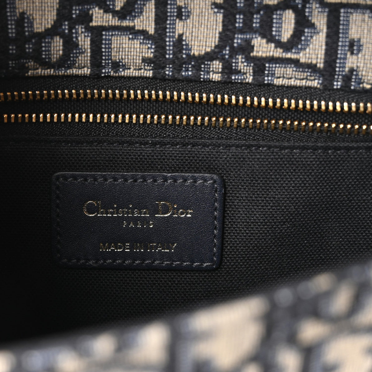 Oblique 30 Montaigne Flap Bag Blue