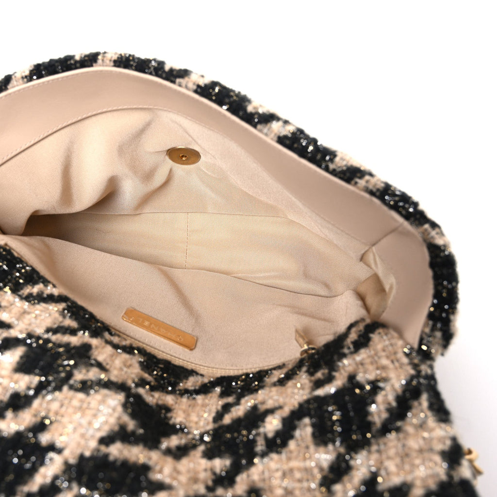Tweed Large Chanel 19 Flap Beige Black