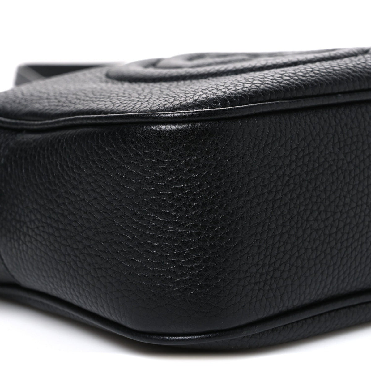 Pebbled Calfskin Small Soho Disco Bag Black