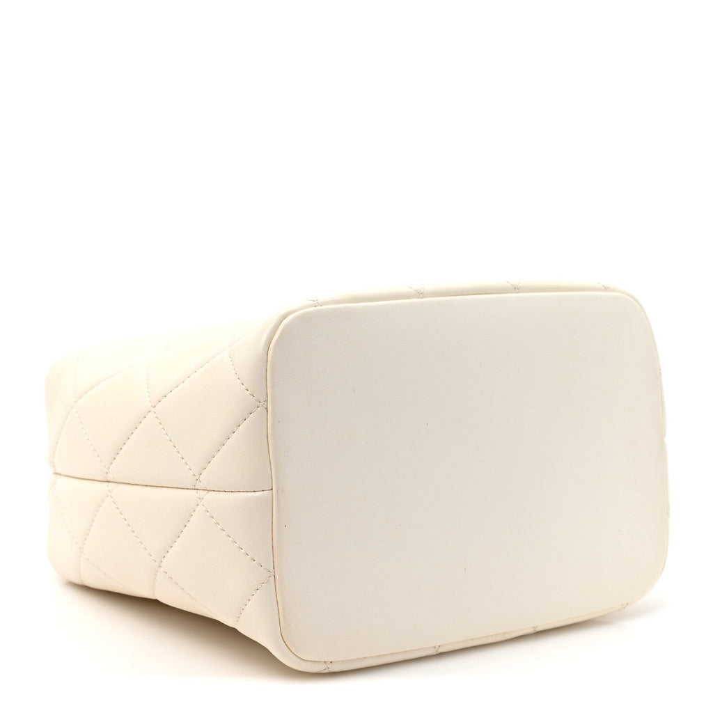 Lambskin Quilted CC Crystal Signature Chain Hobo White