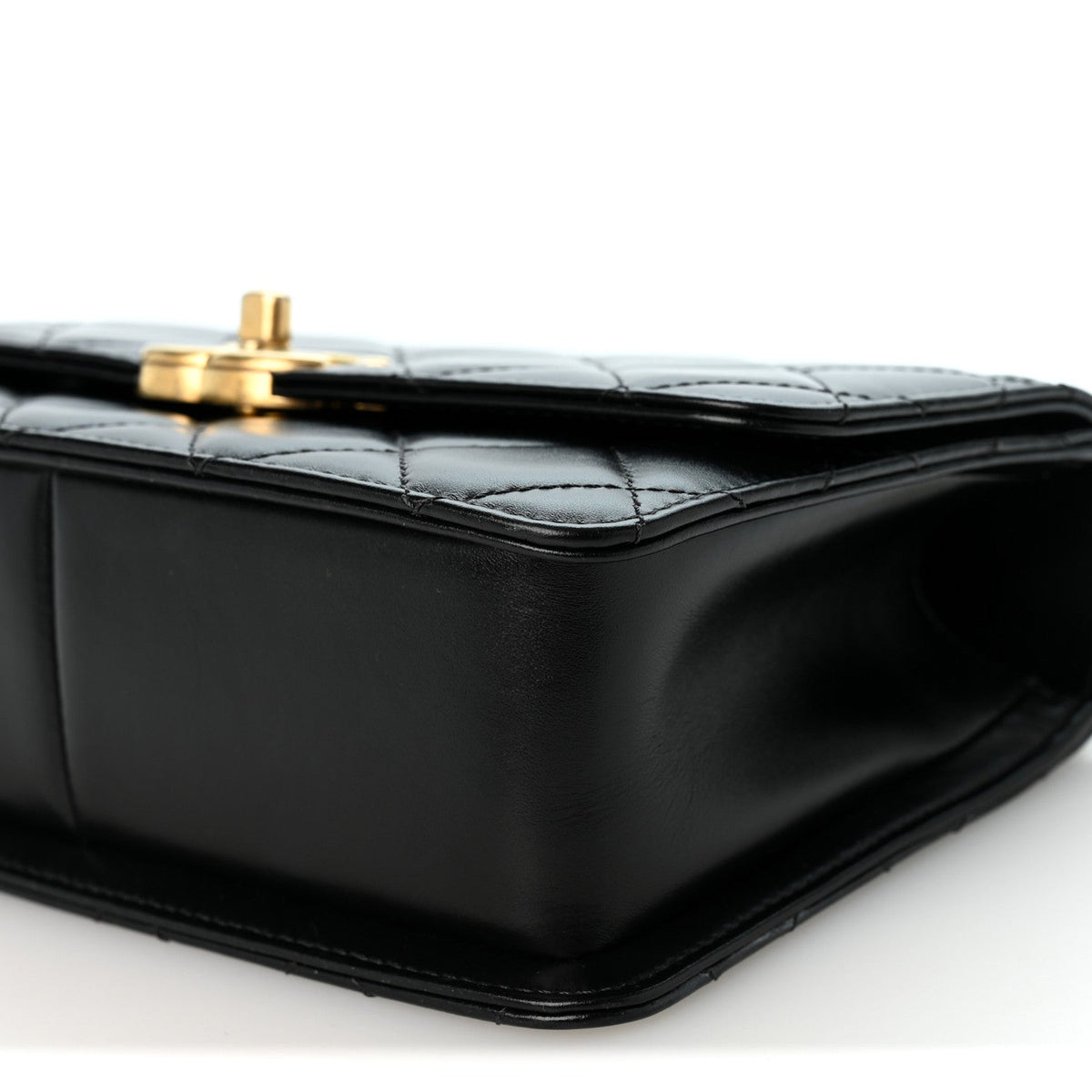 Calfskin Quilted Perfect Fit Flap Black