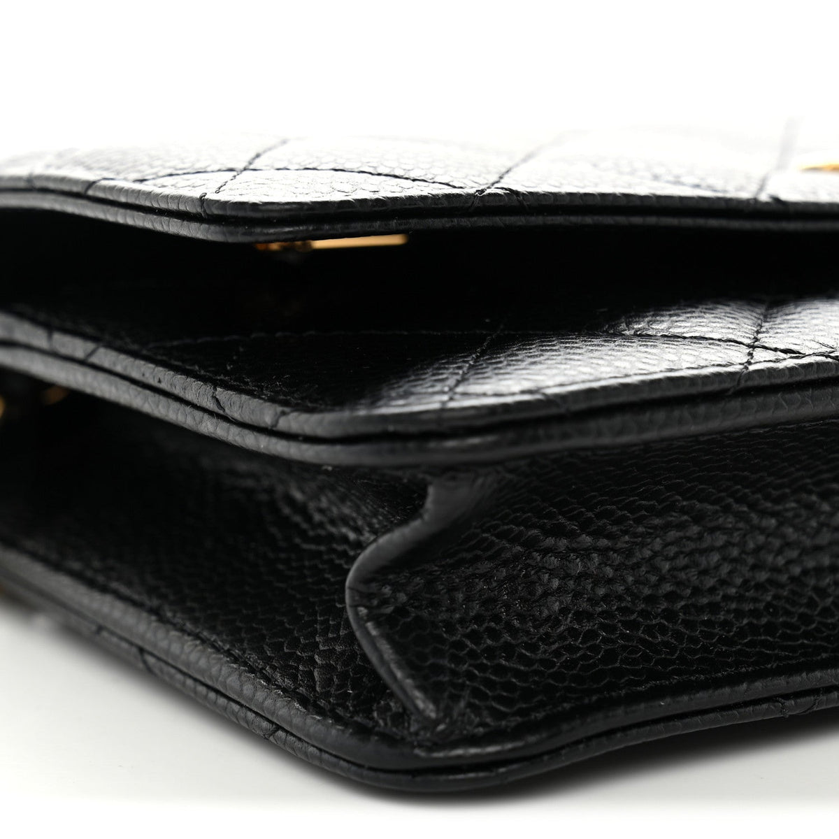 Caviar Quilted CC Turnlock Wallet On Chain WOC Black