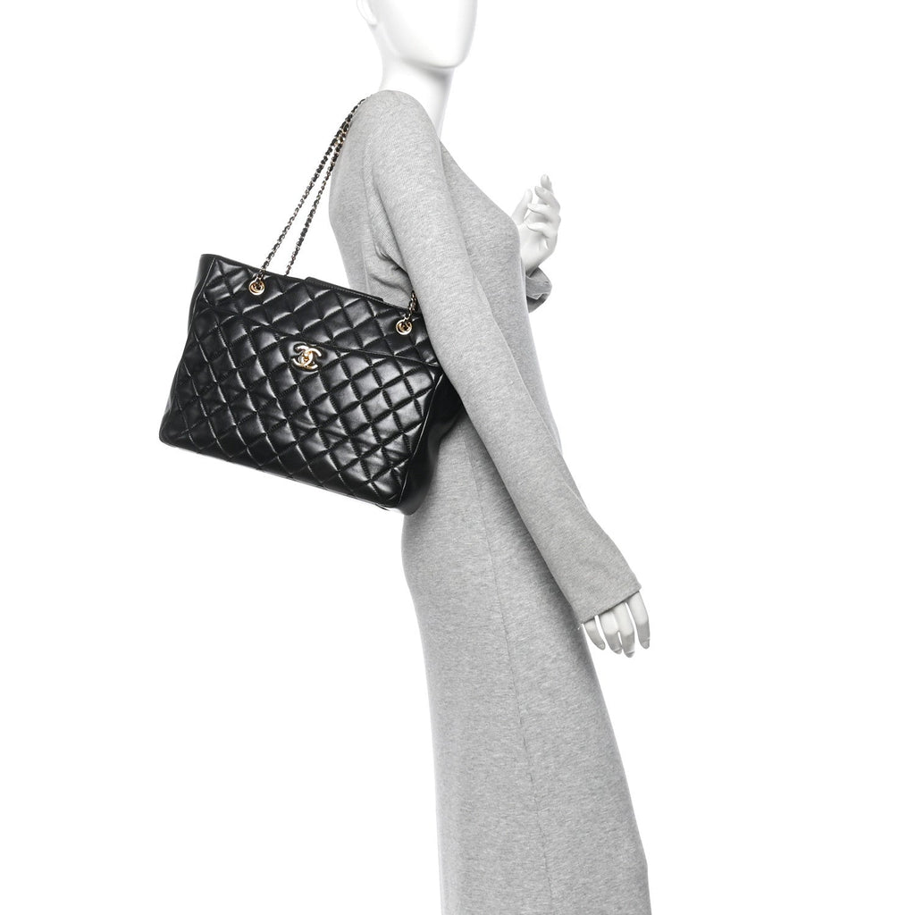 Shiny Lambskin Quilted Medium Shopping Tote Black