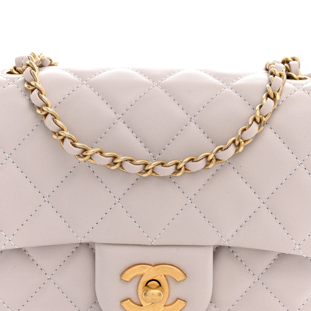Lambskin Quilted CC Pearl Crush Mini Flap Light Purple