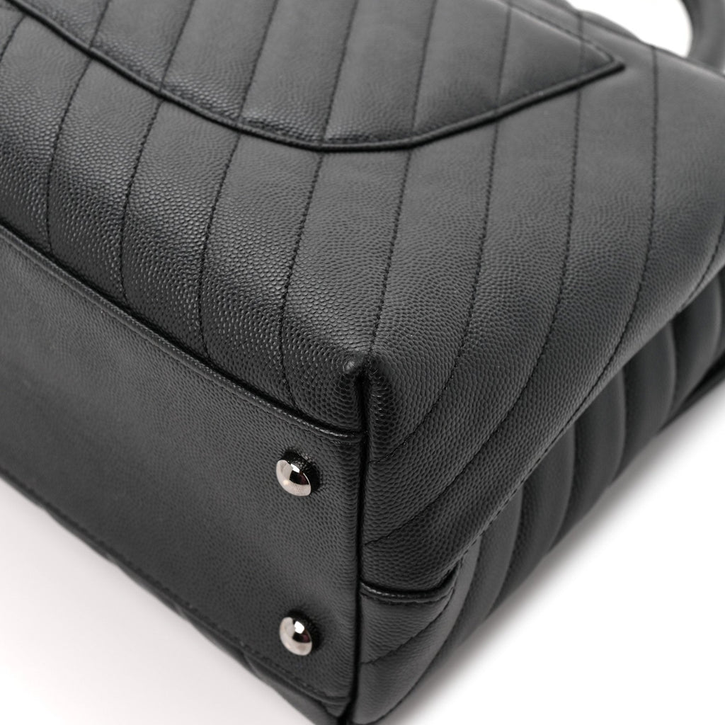 Caviar Chevron Quilted Medium Coco Handle Flap Black