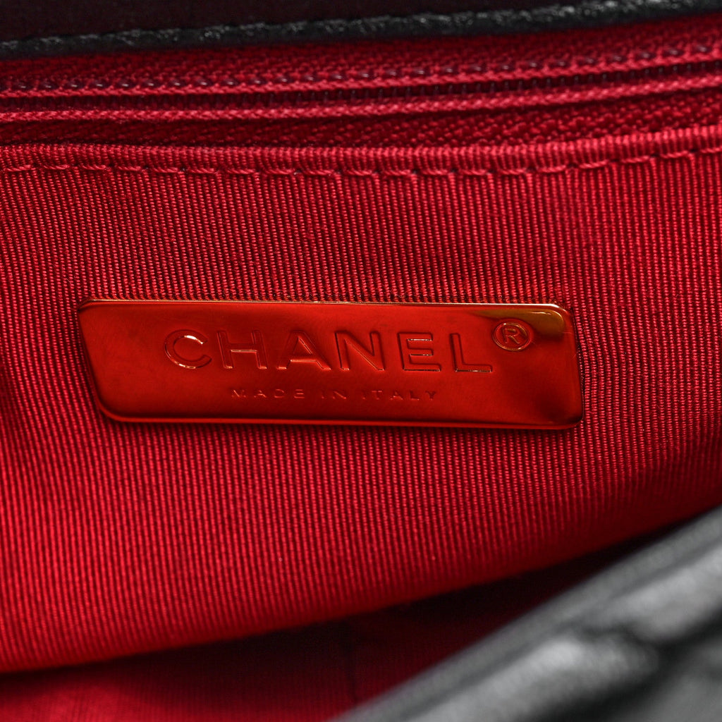 Lambskin Quilted Medium Chanel 19 Flap Black