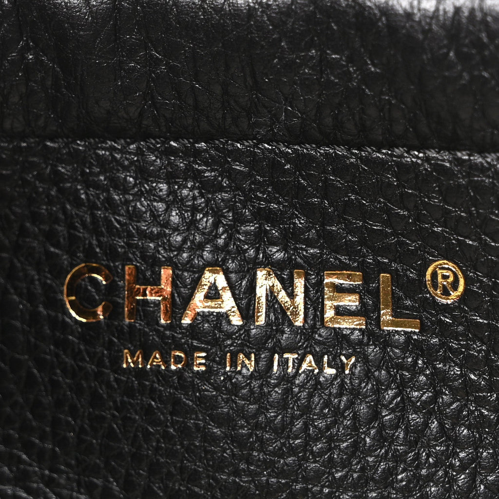 Grained Calfskin Stitched Urban Essentials Small Shopping Bag Black