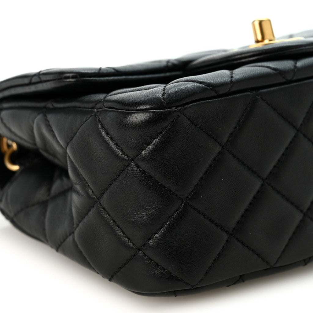 Lambskin Quilted Mini Pearl Crush Flap Black