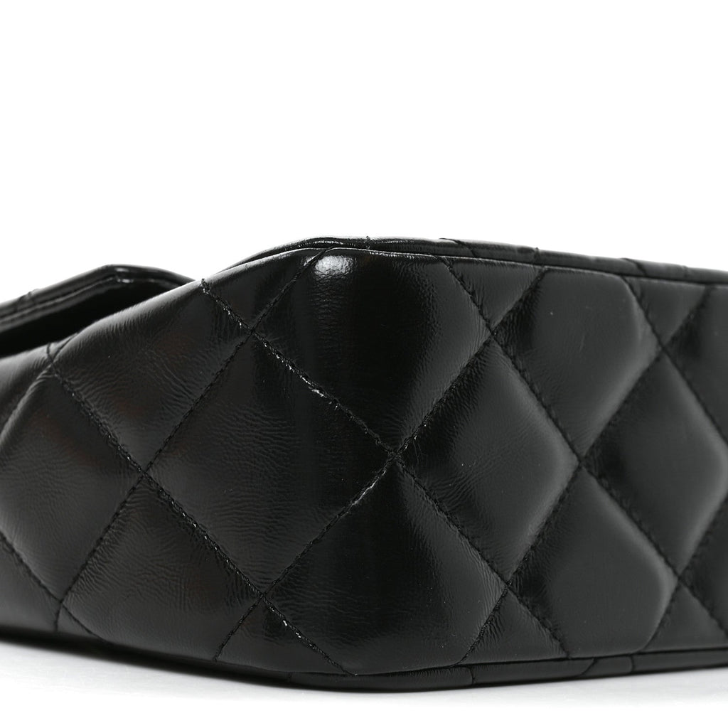 Shiny Lambskin Quilted Twisted Links Top Handle Flap Black