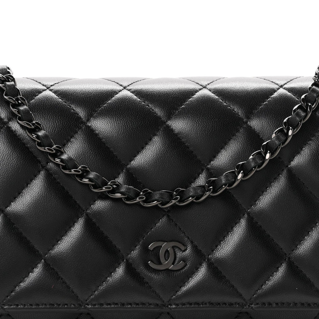 Lambskin Quilted Wallet On Chain WOC So Black