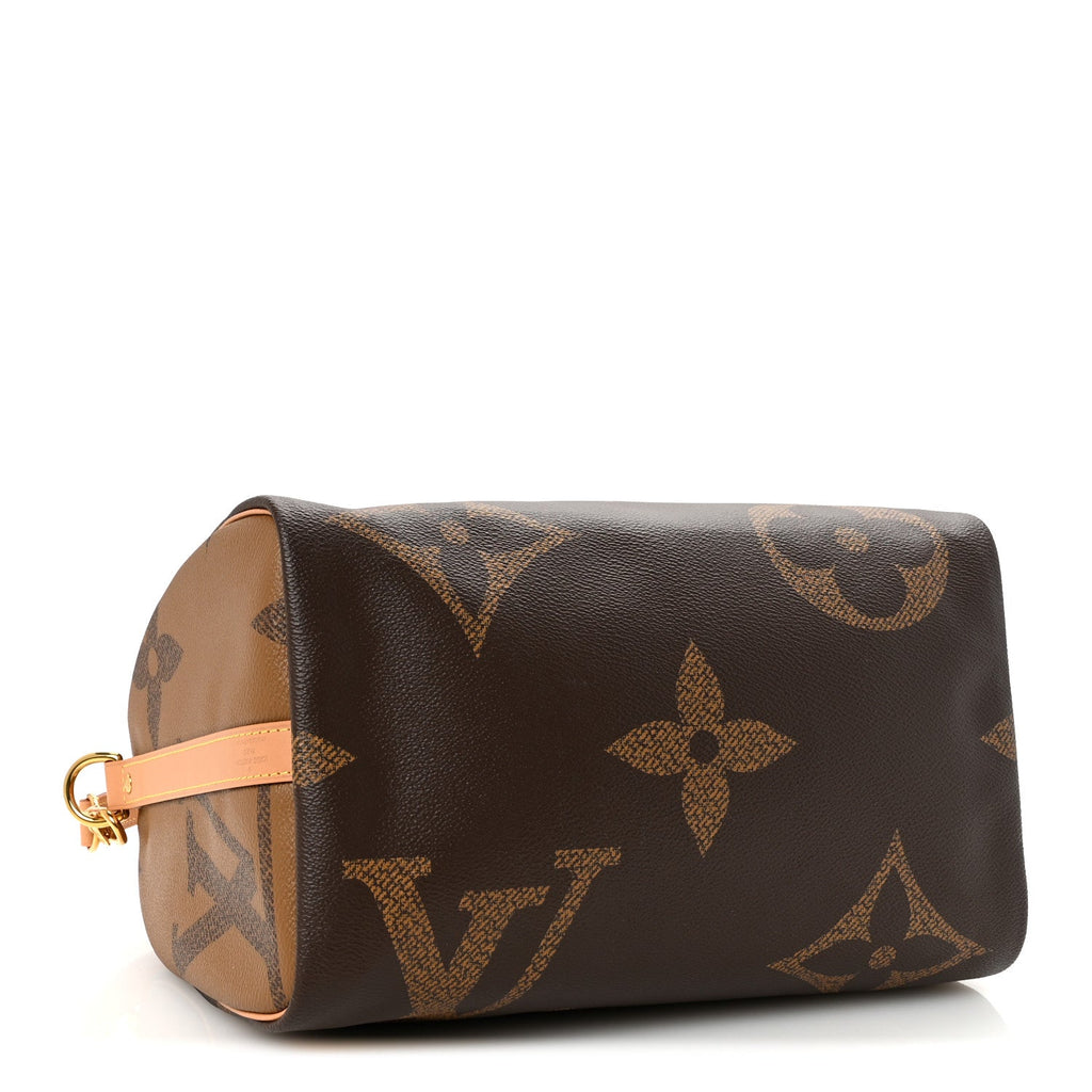 Reverse Monogram Giant Speedy Bandouliere 30