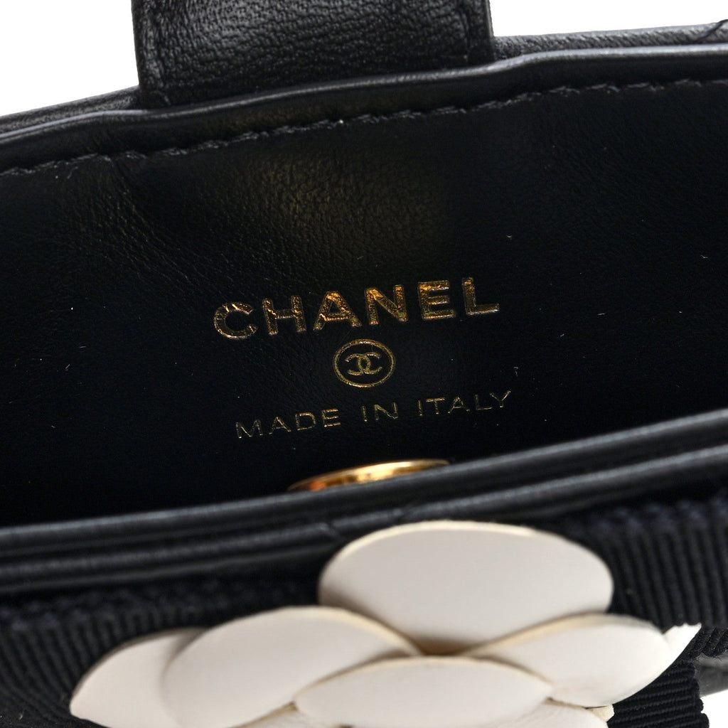 Lambskin Quilted Round Camellia Mini Clutch Black