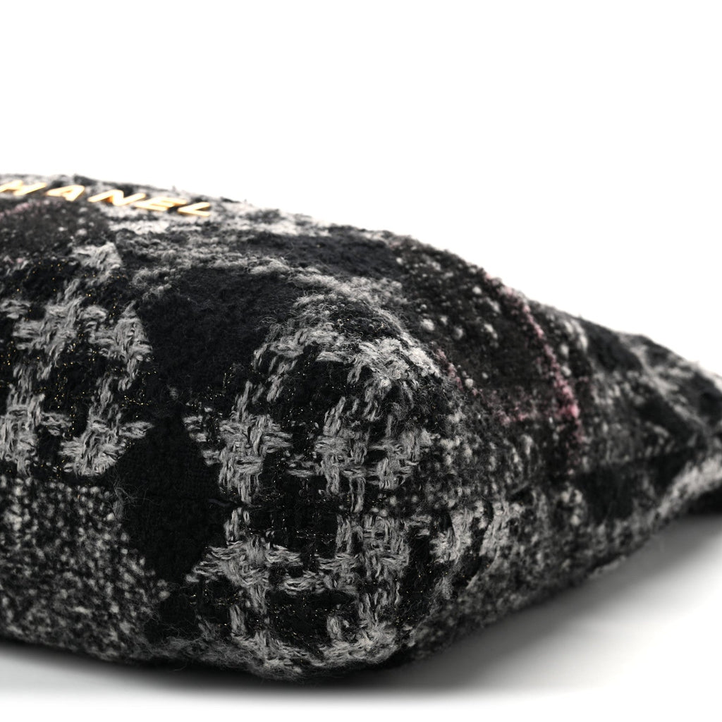 Wool Tweed Quilted Chanel 22 Black Grey Pink