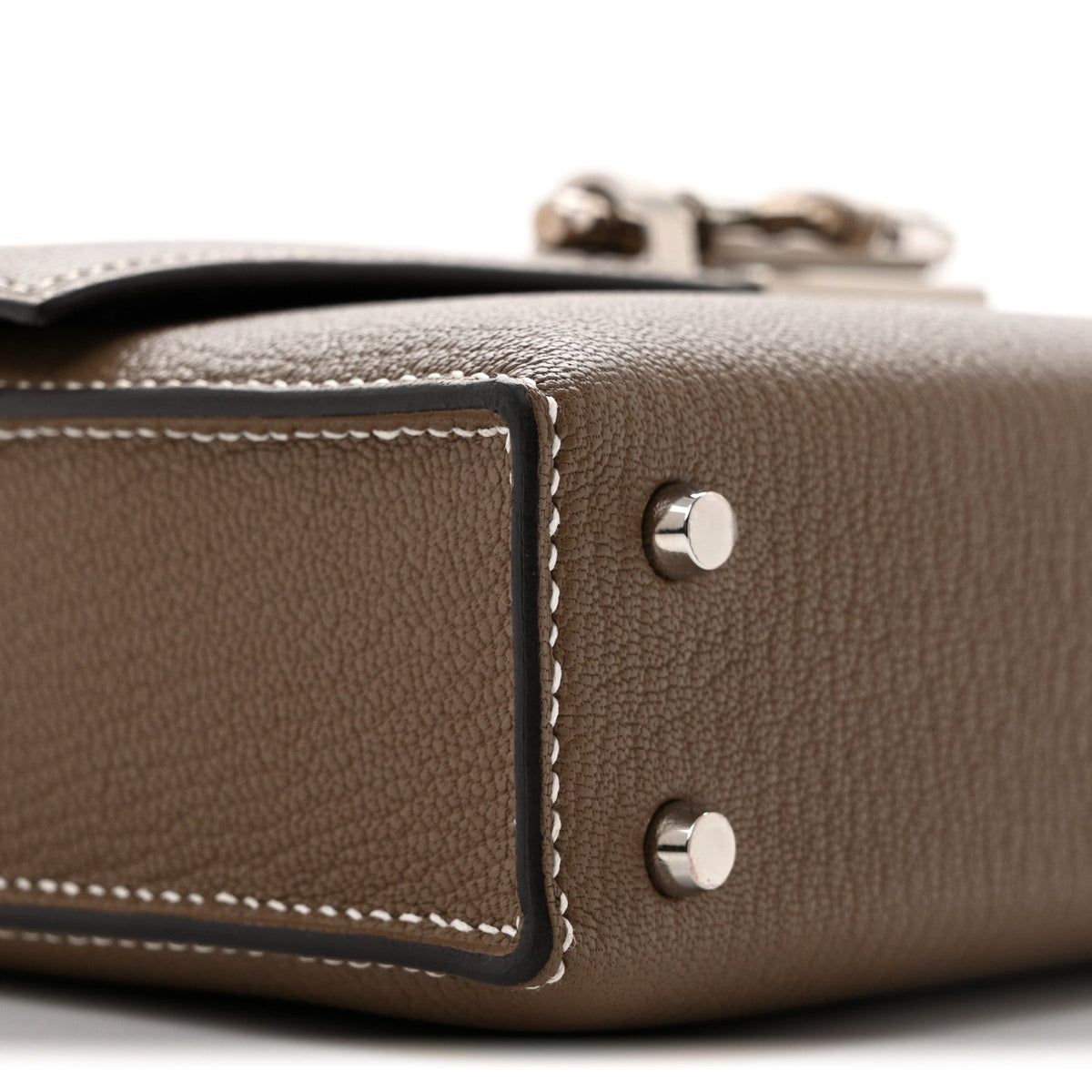 Chevre Chamkila Mini Verrou Chaine Bag Etoupe